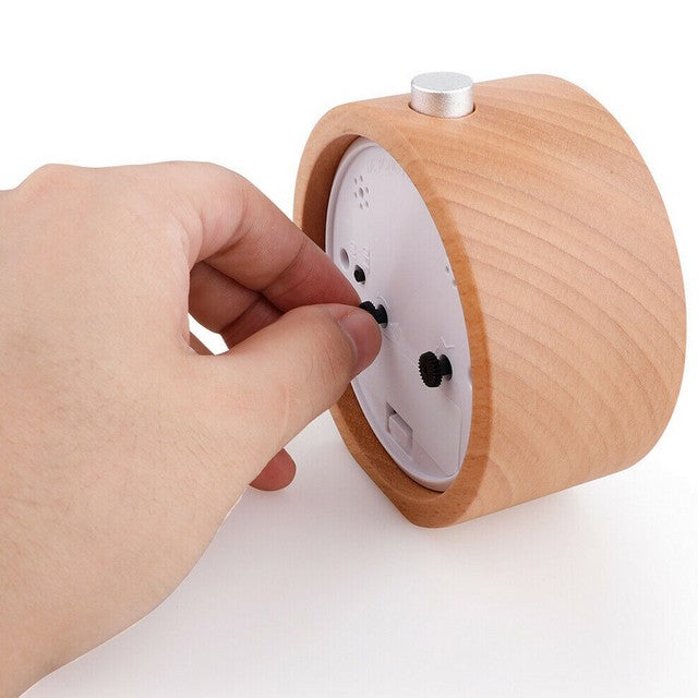 Analog Children's Alarm Clock with Wood Imitatio Case