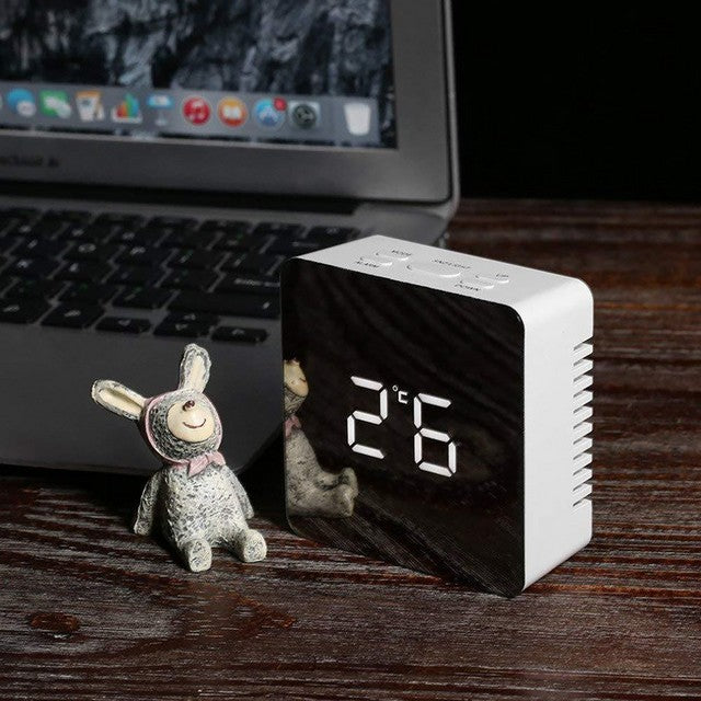 Digital Children's Alarm Clock With Square Dial