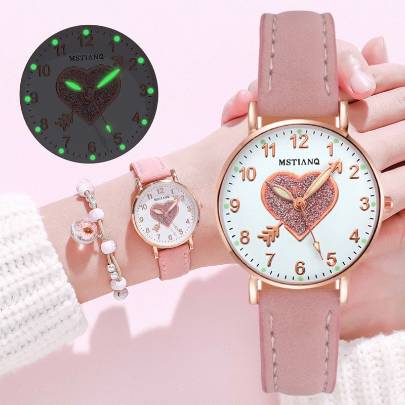 Analog Girl's Watch Heart With Arrow Of Love