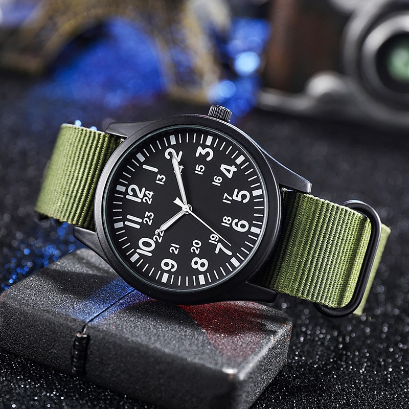 Analog Boy's Watch With Fabric Gray Strap